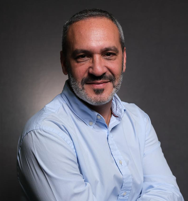 Dr. Dario Niewiadomski