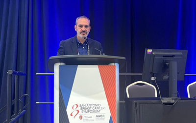 Presente en el Simposio de Cáncer de Mama en San Antonio